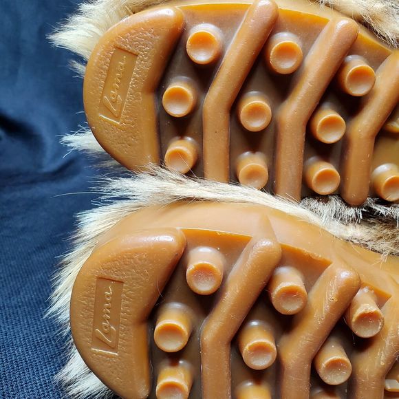 Vintage Genuine Goat Hair Fur Boots Super Shaggy YETI LAMA Cleated Rubber Size 6 - Picture 10 of 16